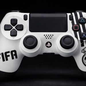 Mando de PlayStation 4 Edicion Especial REAL MADRID (LIMITADA)